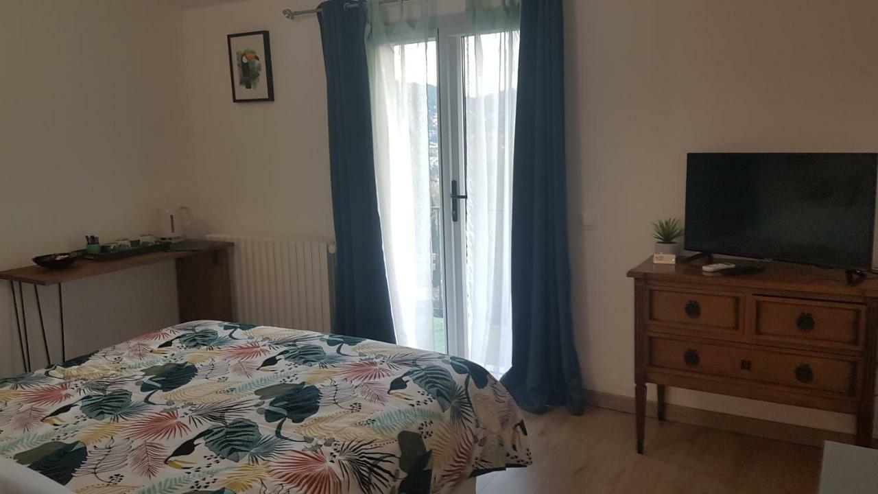 Villa Manoe Draguignan Exteriör bild
